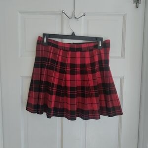 Red plaid skater skirt grunge alt emo schoolgirl